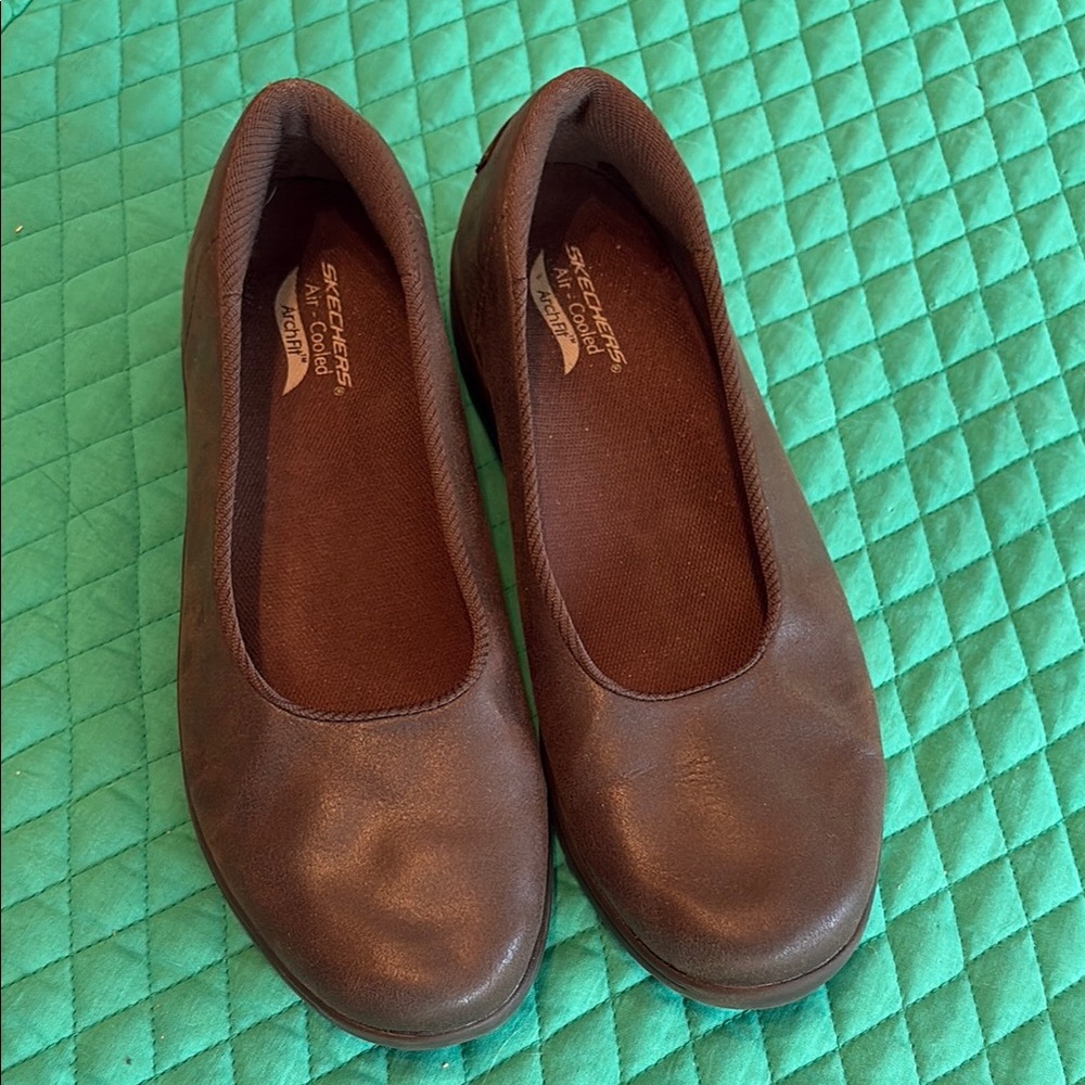5 for $35- Skechers Brown Leather Loafers Comfortable Flats